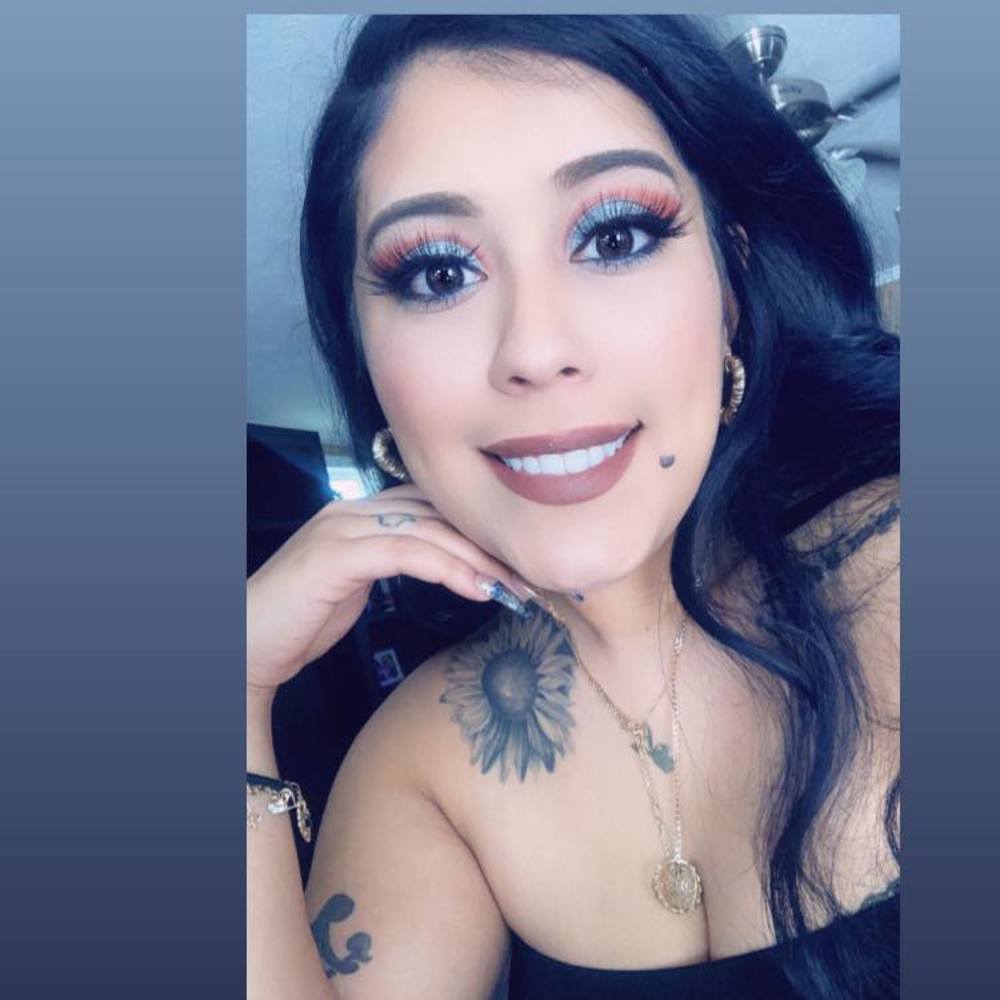 Meet your Posher, Priscilla